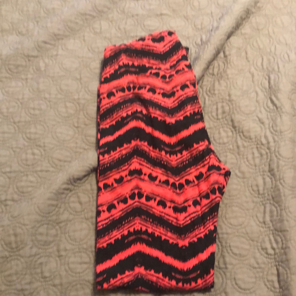 NWOT LulaRoe Leggings